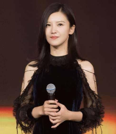 脾气不好,却能靠颜值撑起一片天的星座