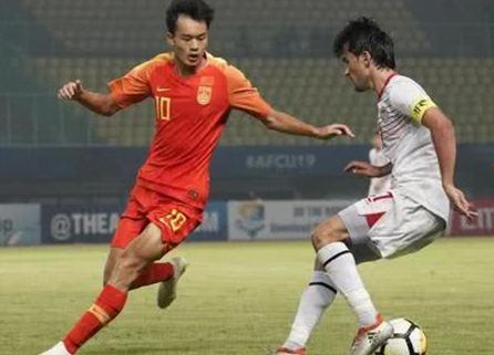 克!国青3红星跳级入选国奥,16岁中国姆巴佩最