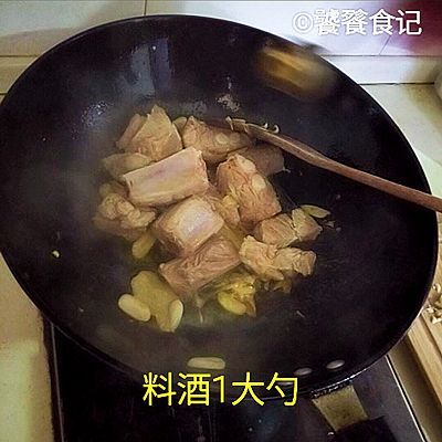 蝉蛹鹌鹑蛋烧排骨