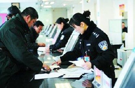 新考的驾照不敢上路,驾校说这不怨我!