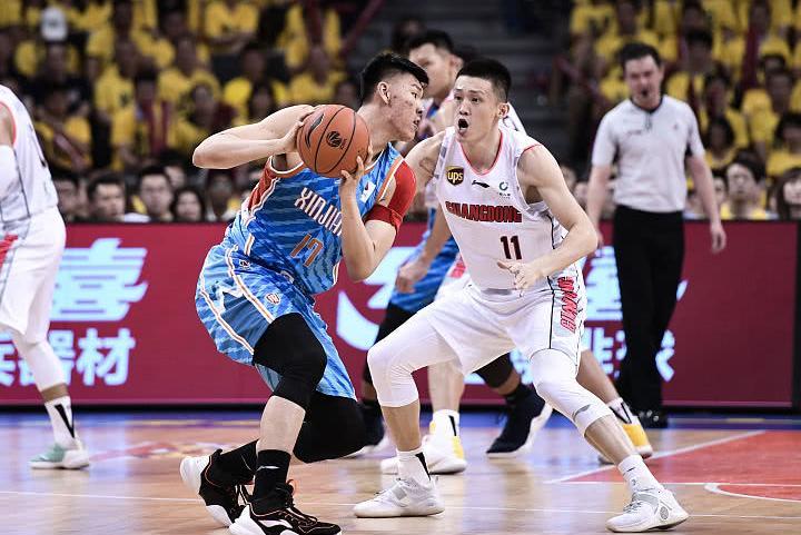 上海男篮中于更换外援了