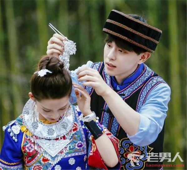 《爸爸去哪儿》临时爸妈 邓伦李沁真实关系揭