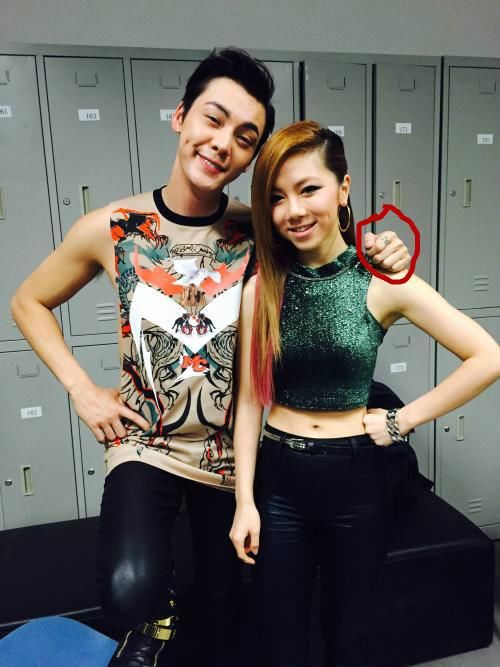 陈伟霆赵丽颖、陈伟霆宋茜,你更支持哪对组合呢?_【快资讯】