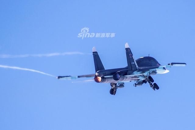 咆哮鸭嘴兽?俄空军电子战版苏34战机或将问世