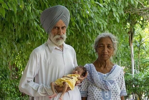 印度75岁老太怀孕生子,80岁老公终于当上爸爸