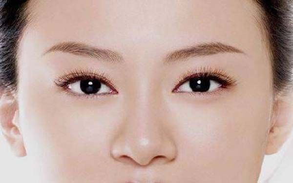 去眼袋整容医院