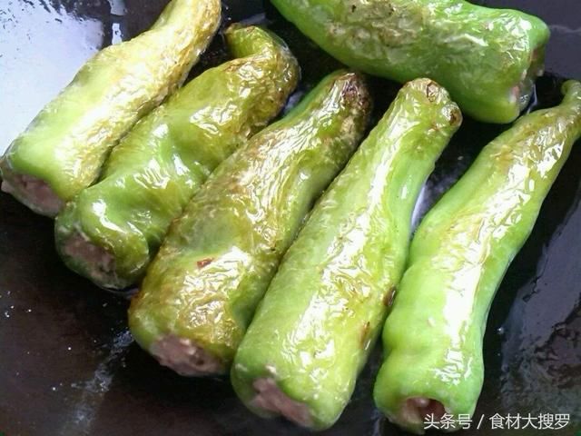 辣椒最好吃的两种做法,开胃下饭吃着过瘾,拿来待客非常撑面子