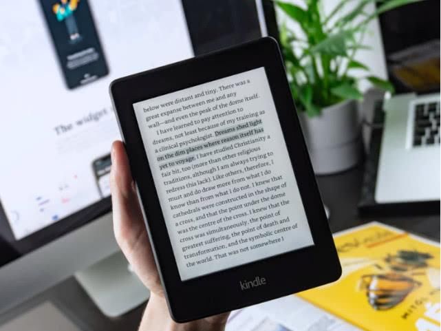纸质教材终将被淘汰?教育出版巨头培生宣布优先更新电子版教材 og视讯电子棋牌
