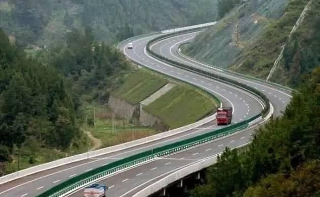 初次上高速怎么拿卡