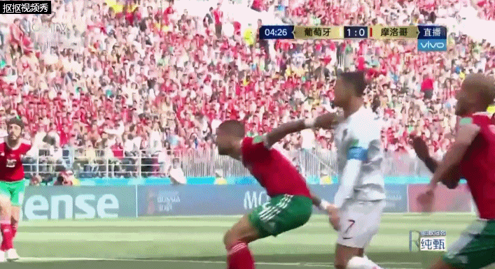 c罗这是跳远吗?庆祝进球弹跳惊人,霸气怒吼后,他又做了这件事
