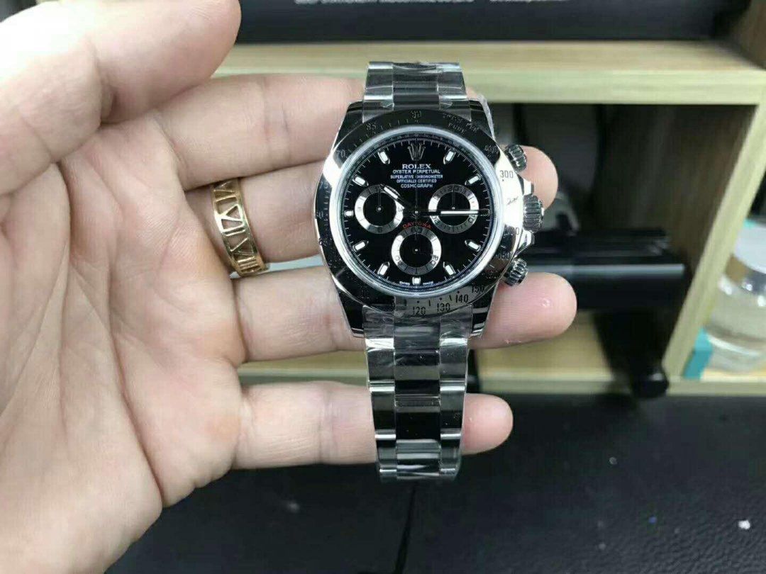 怎么装饰手表带 t01e684b774e48a505a.jpg