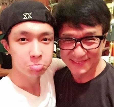 小爆料丨成龙大哥又看上张艺兴了 黄轩私下性