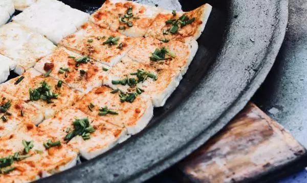 黄山市区藏着的一个隐世乌托邦小镇,还不要门票