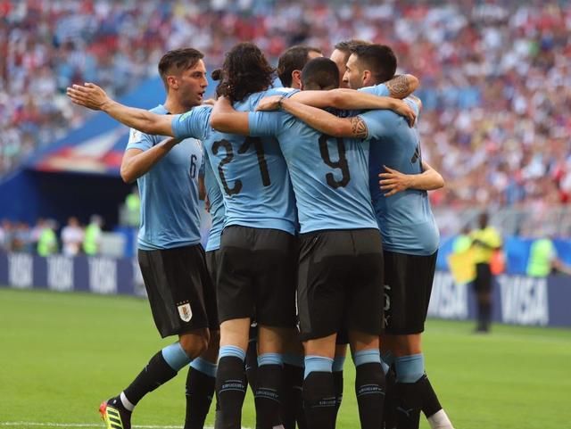 最佳战绩!乌拉圭成二十年首支三连胜零失球晋
