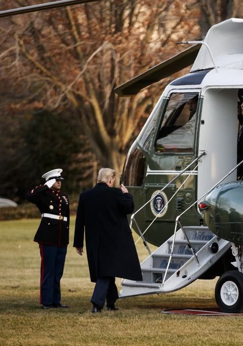 美国提案限制特朗普