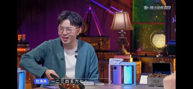 杨超越还有这样的习惯，戚薇都惊讶了