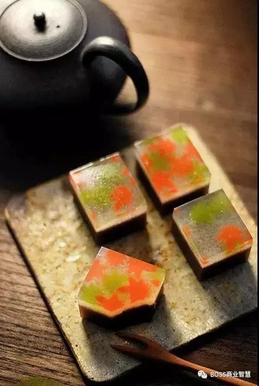 3平米小店年赚2300万人民币，只因做对一件事！