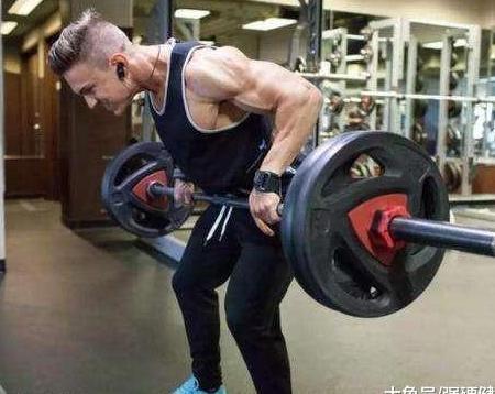 只花四天时间, 练遍全身肌肉, 一周四练最佳健身