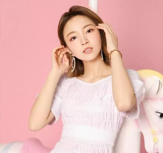 又一首歌曲走红抖音,YY小潘潘《学猫叫》如何