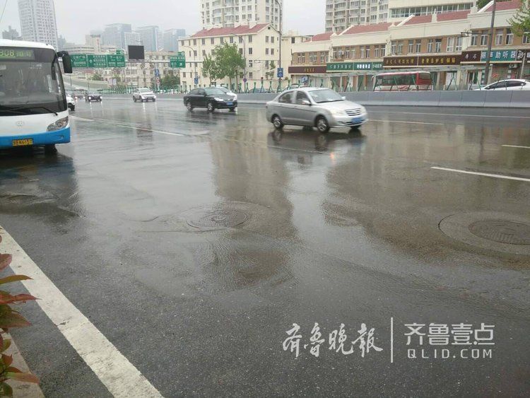 雨来了！青岛早晨雷电交加让人措手不及