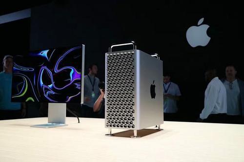 苹果新机起价8万4!长得巨像刨丝器