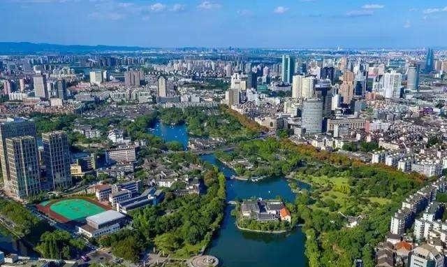 宁波改革开放经济总量_宁波在全国的经济排名