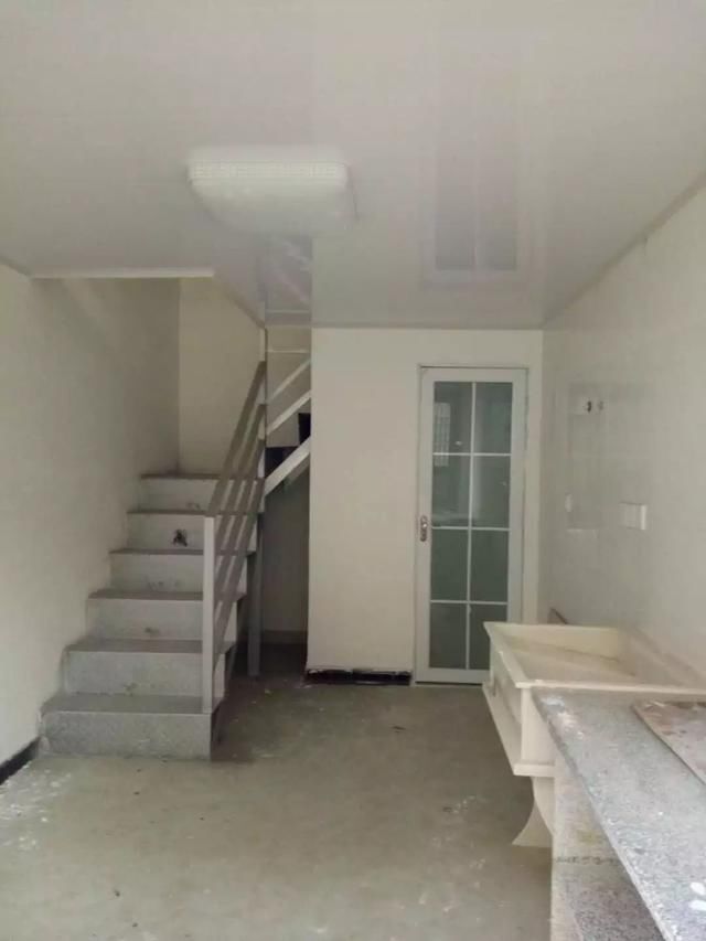 今日房产立信花苑2室2厅1卫精装修58万,惠民