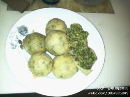 薄皮大馅的菜团子