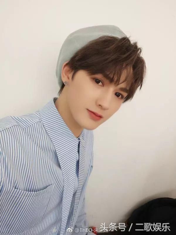 吴亦凡被陈飞宇抢资源?何炅不喜欢杨幂?张艺