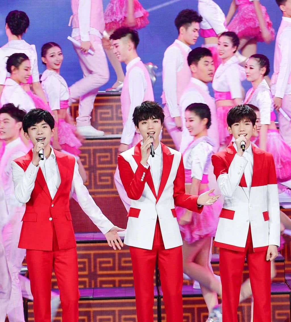 TFBOYS作为当红流量,回顾他们的成功之路,黄景瑜说的很对 188篮球比分
