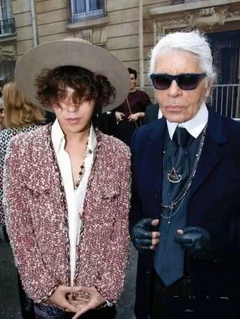 时尚魔头老佛爷离我们而去,享年85岁,是香奈