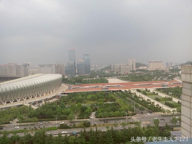 济南，暴雨大风即将来临