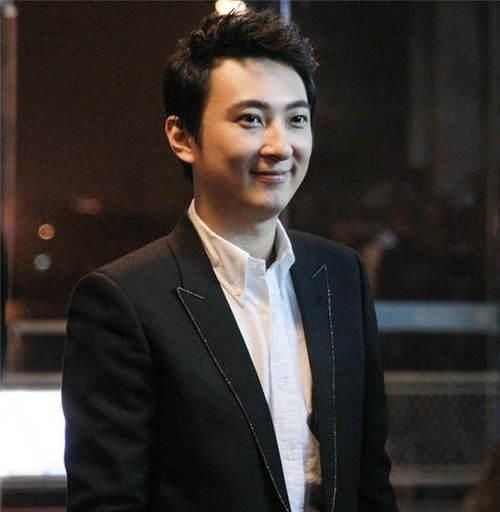 王思聪与林更新开公司了, 有再多的钱, 这些照片