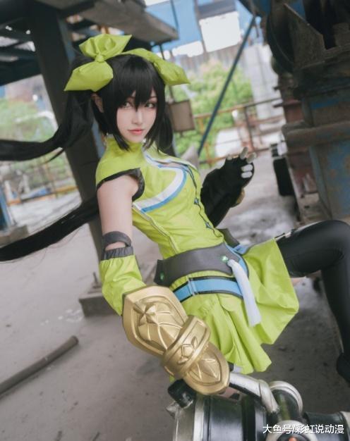 王者荣耀:美少女COS大小姐孙尚香,双马尾很俏