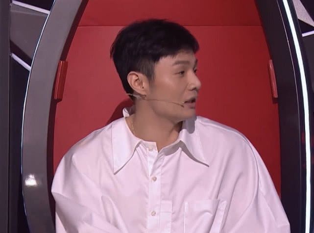 《中国好声音》李荣浩闭麦王力宏,李老师抢人功力上涨,厉害了 凯发彩票登录