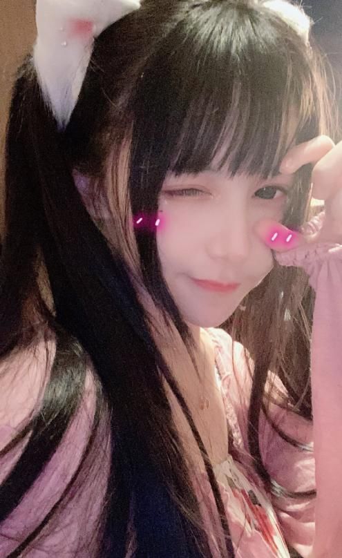 知道蔡萝莉谎报年龄，但没想到谎报12岁！小萝莉秒变阿姨！