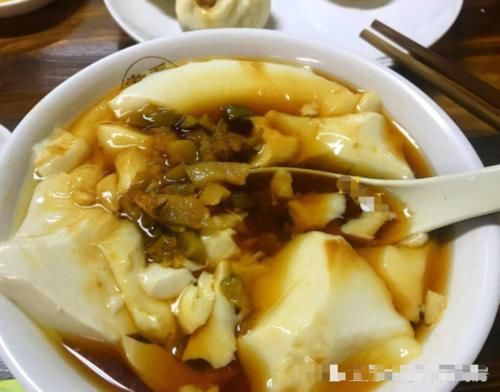 台湾嘲讽大陆吃不起榨菜?国产巨头强势反击,这