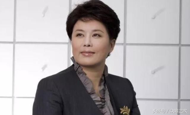 王利芬庆祝茅侃侃离世文章十万+引众怒,连薛蛮