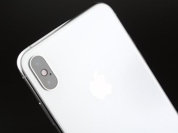 中国智能机市场最新出货量出炉:苹果暴跌30%