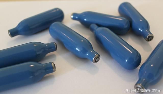 小树枝 笑气等列入第三代毒品,揭开第三代毒