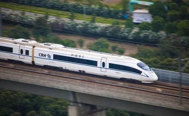 现在高高速路高铁