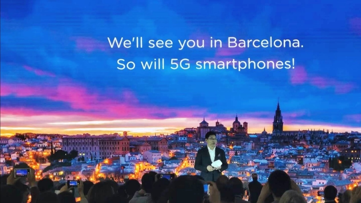 巴龙5000芯片树立5G标杆 华为5G折叠屏手机