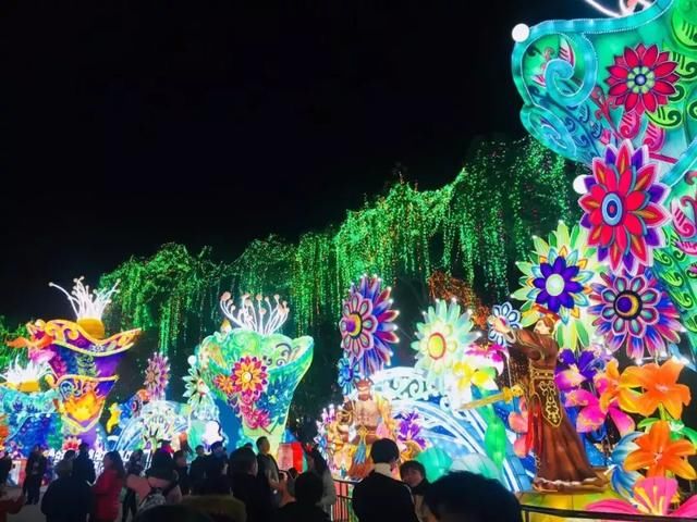 央视直播，全球瞩目！春节就去川内这6个地方，过个闹热年！