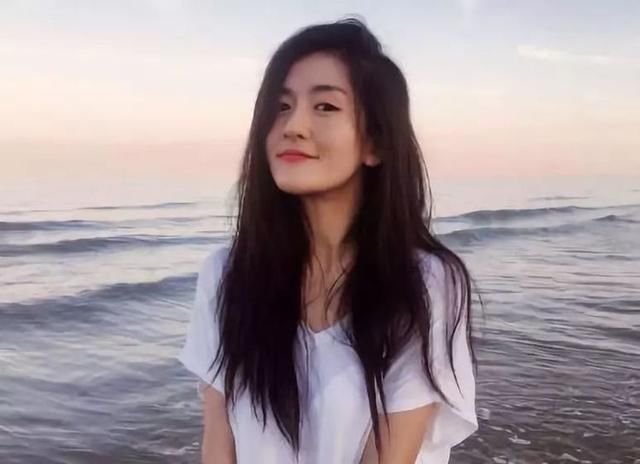 康辉开口解释金鹰节事故,网友:可怜我们娜姐