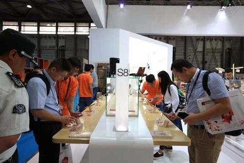 国产5G手机扎堆亮相 换机潮呼之欲出