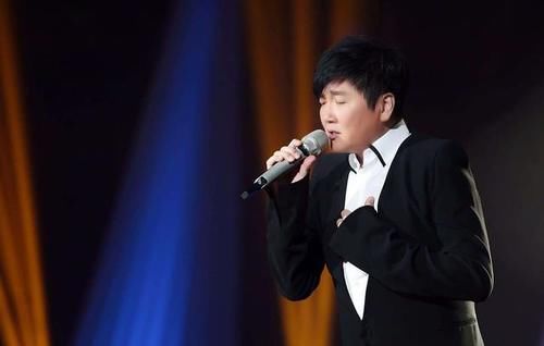 杨坤不服孙楠唱自己名曲？现场上演巅峰对决，旁边李亚鹏煽风点火