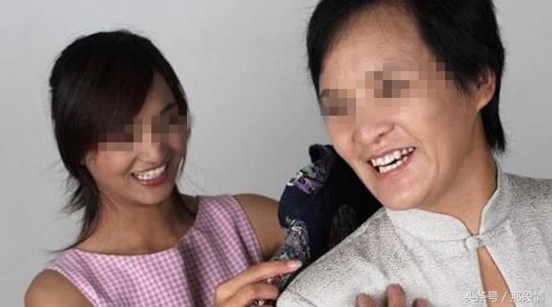 儿子满月，继母从乡下来看我遭嫌弃，我怒打婆婆