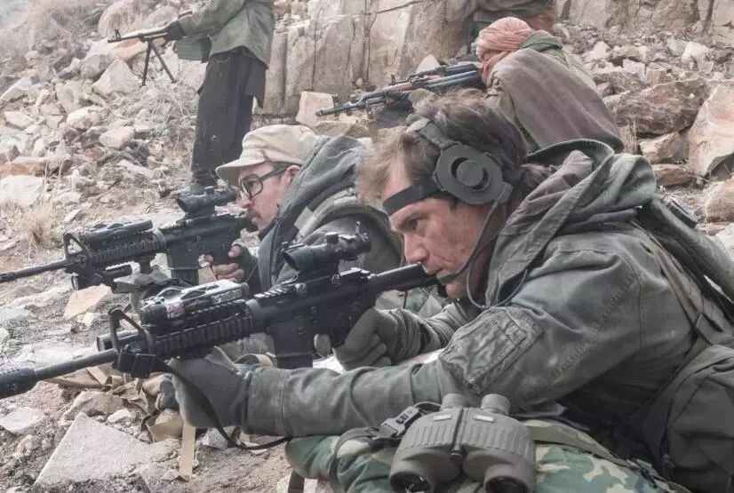 雷神骑马战坦克,12对50000,这部阿富汗反恐战