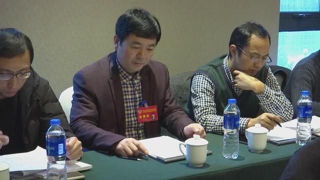 记者专访委员提案 为城市发展与民生保障建言