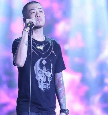 大壮到底有多红?今到酒吧演唱,被观众误认为是